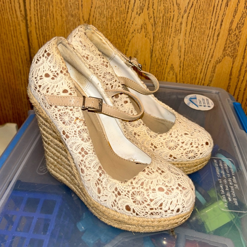 Lace Wedges